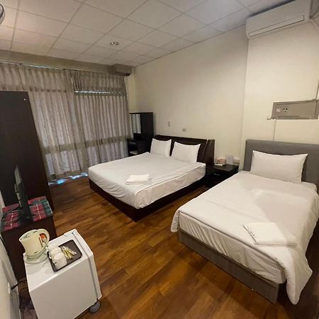 Malaya Guest House Budai Экстерьер фото