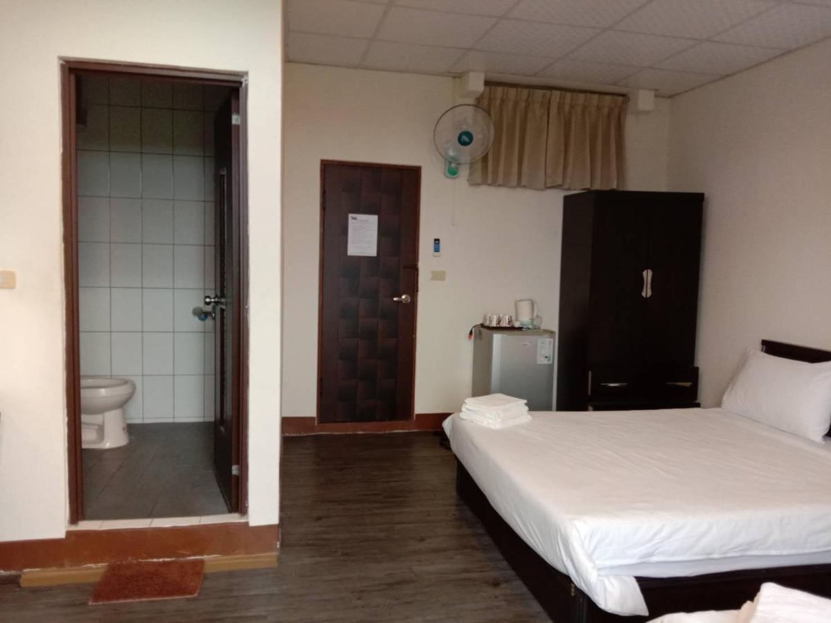 Malaya Guest House Budai Экстерьер фото