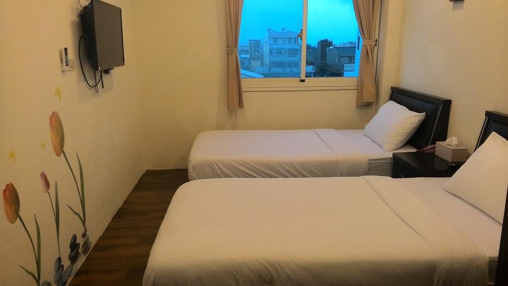 Malaya Guest House Budai Экстерьер фото