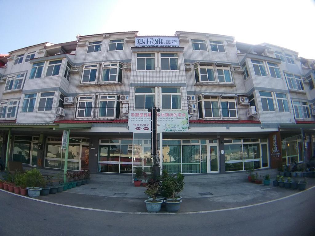 Malaya Guest House Budai Экстерьер фото