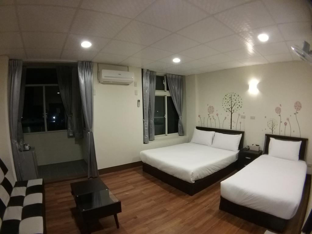 Malaya Guest House Budai Экстерьер фото