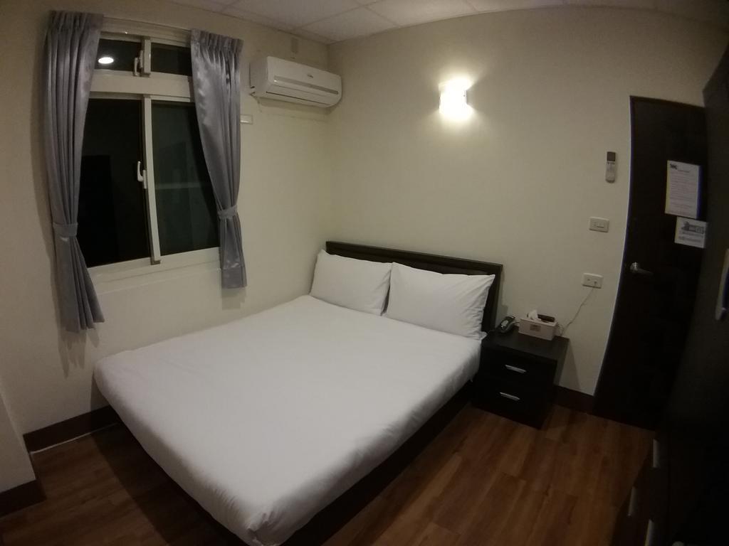 Malaya Guest House Budai Экстерьер фото
