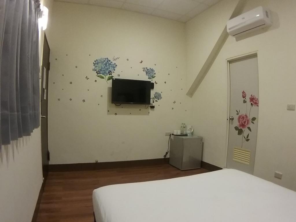 Malaya Guest House Budai Экстерьер фото