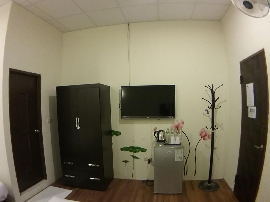 Malaya Guest House Budai Экстерьер фото