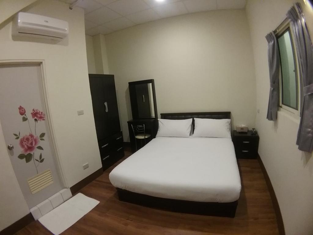Malaya Guest House Budai Экстерьер фото