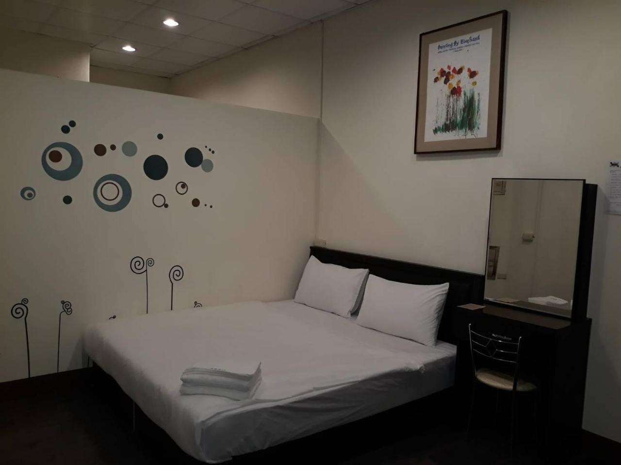 Malaya Guest House Budai Экстерьер фото